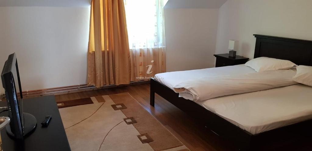 Appartamento Casa Din Deal Poiana Mărului Esterno foto